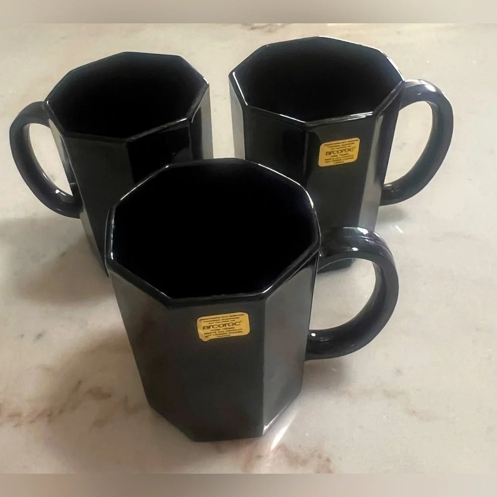 Black Octagonal Mugs Set - Picture 1 of 7